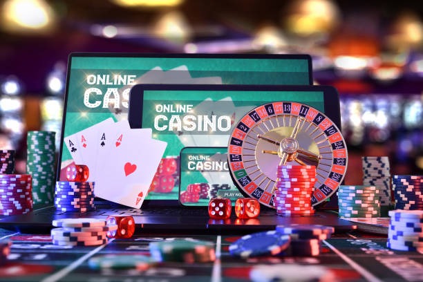 luna toto platform interface showing sports and casino offerings